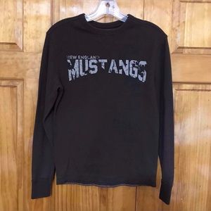 Arizona Jean Company LS Brown New England Mustangs Crew Neck Shirt
Large 10 - 12